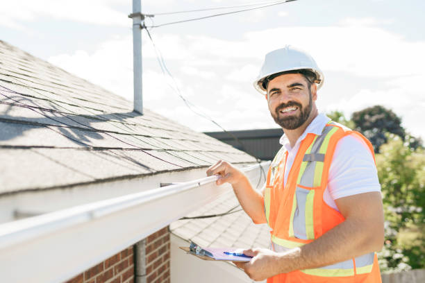 Best Roof Maintenance Services  in St Francis, WI